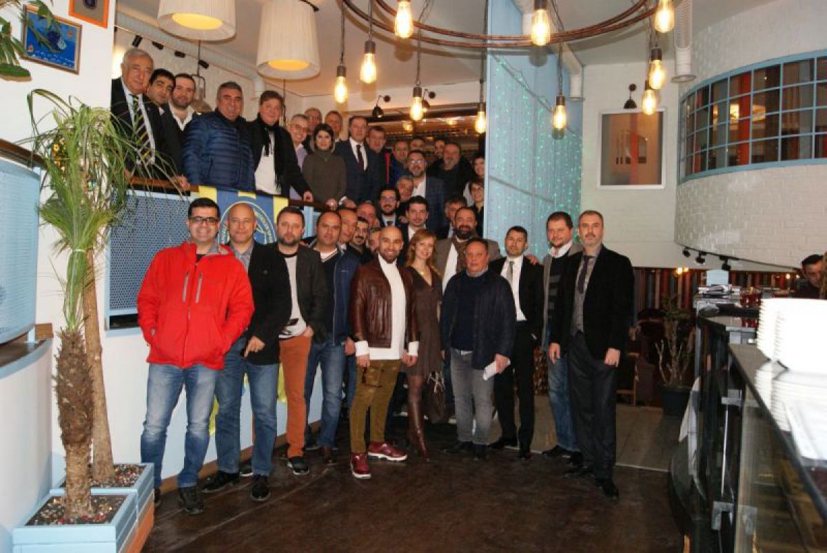 “Dostluk Feneri”nin İkincisini Tuna Meze & Balık’ta Yaktık